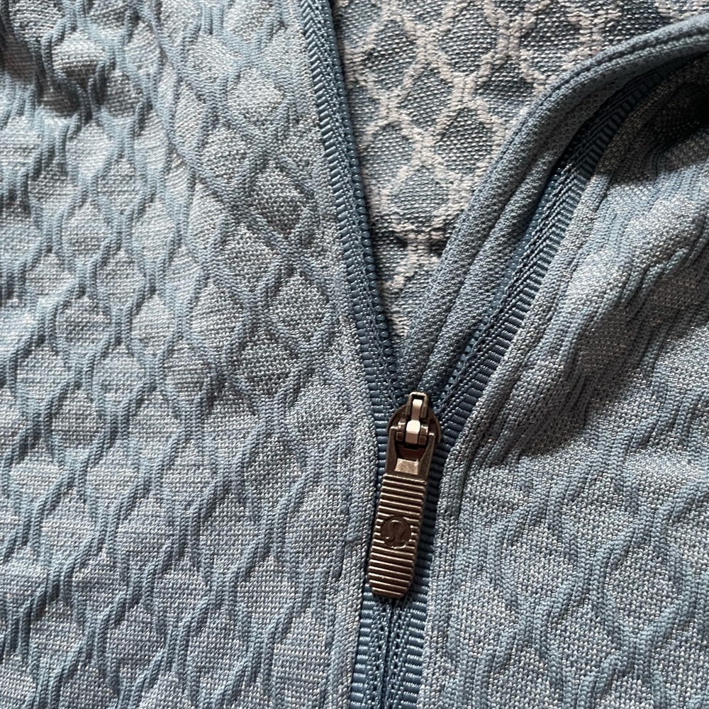 Lululemon blue lattice quarter zip - Picture 4 of 4